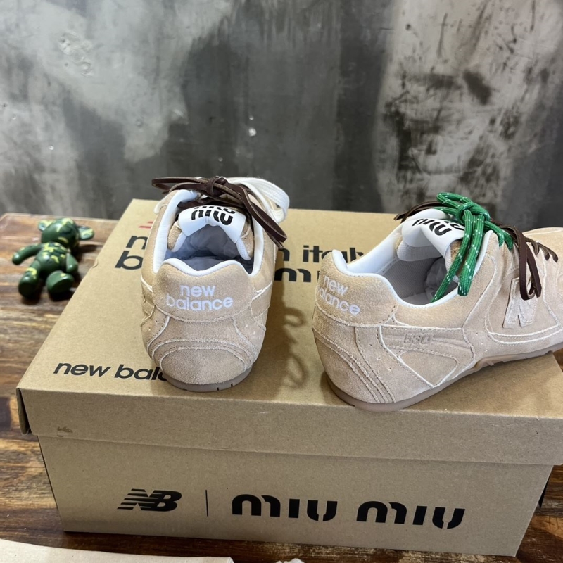 Miu Miu Casual Shoes